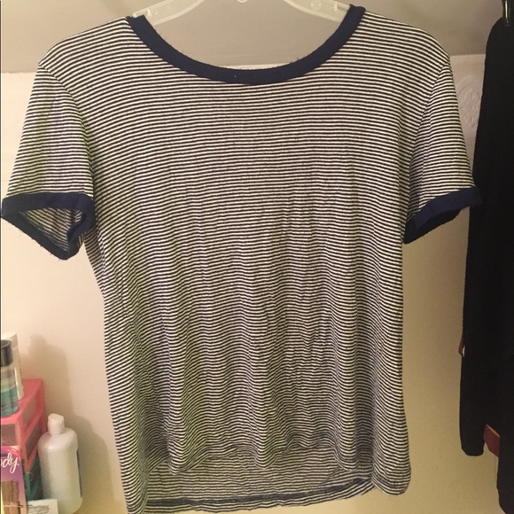 Cropped Navy Blue and White Top - Picture 2 of 7